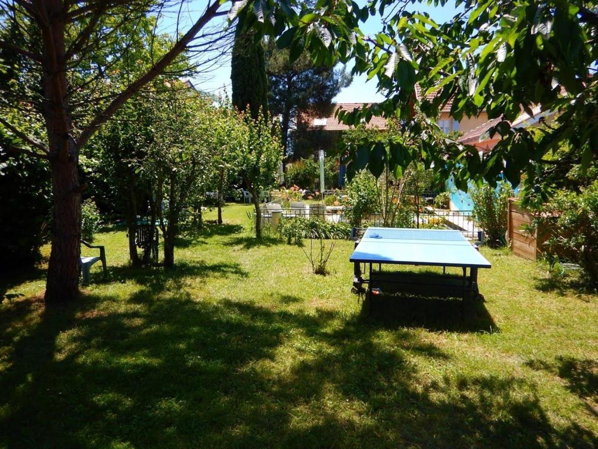 Chambre meublée indépendante, avec piscine, pour 2 personnes Tolosa Esterno foto