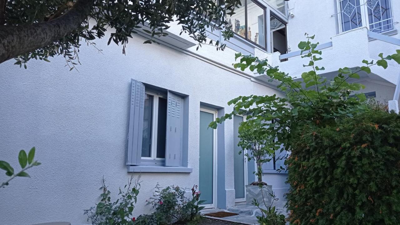 Chambre meublée indépendante, avec piscine, pour 2 personnes Tolosa Esterno foto